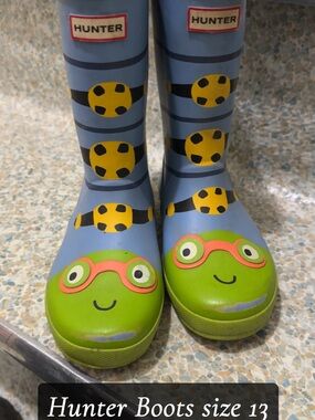 Hunter Kids Blue & Green Frog Rain Boots